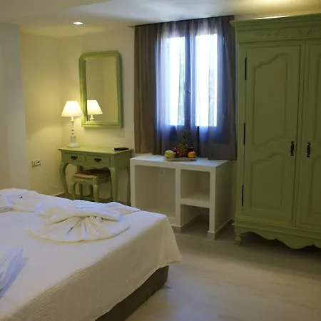 Hotel Alkyoni