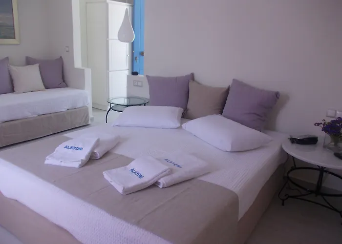 Alkyoni Hotell 4*